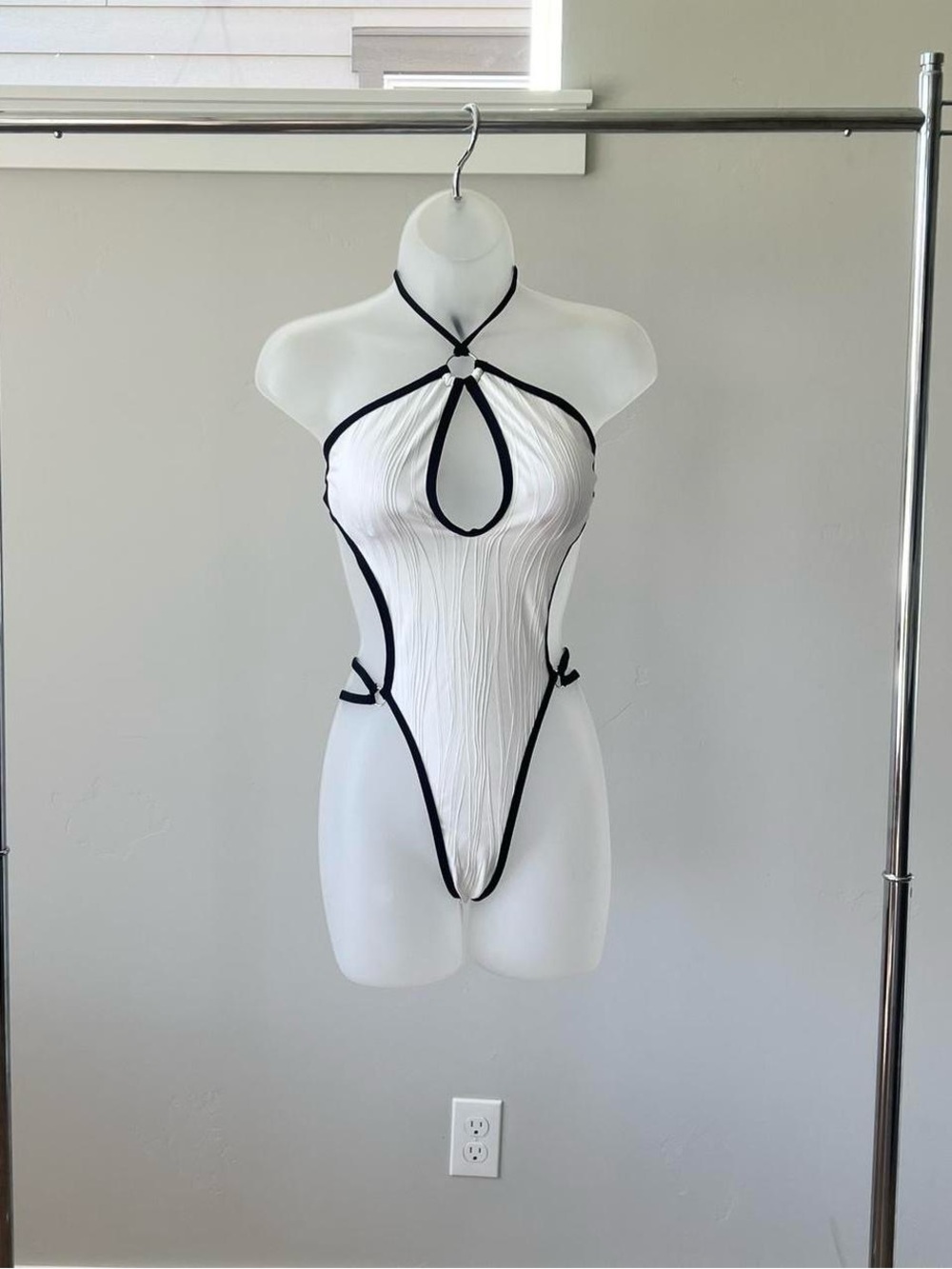 Monokini